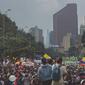 protestors in colombian streets